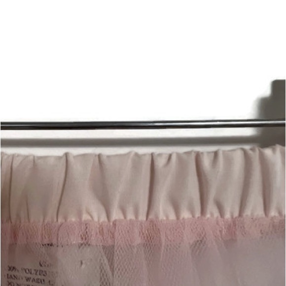 2/$40 NWT Spoilt kids tutu in size 18 months in pink - Picture 4 of 6